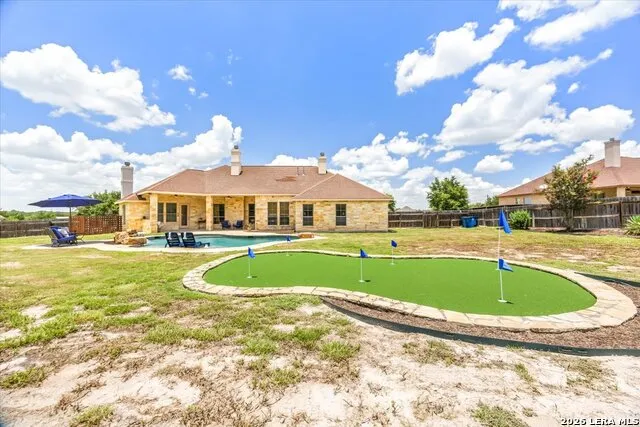 160 ABREGO LAKE DR Floresville, TX 78114