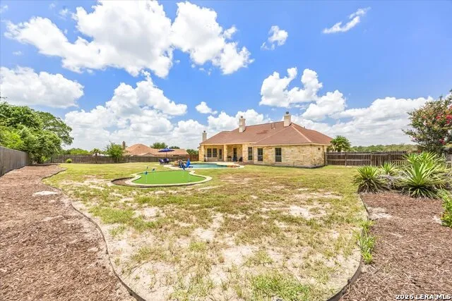 160 ABREGO LAKE DR Floresville, TX 78114