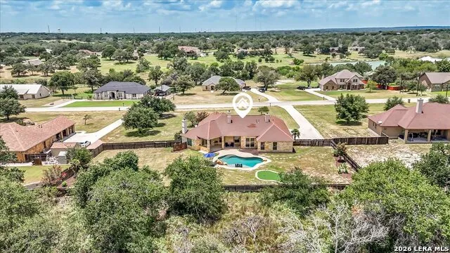 160 ABREGO LAKE DR Floresville, TX 78114