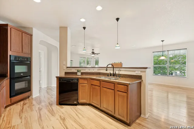 1306 Sun Gdn San Antonio, TX 78245