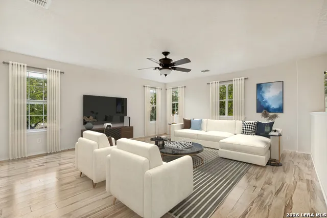 1306 Sun Gdn San Antonio, TX 78245