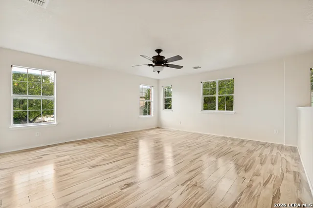 1306 Sun Gdn San Antonio, TX 78245