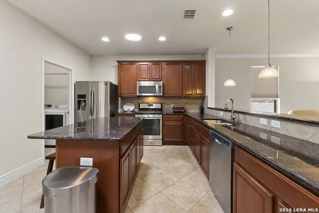 4038 DEEP RIVER San Antonio, TX 78253