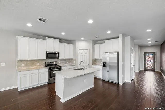 8624 Dove Pass San Antonio, TX 78254