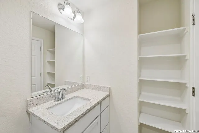 8624 Dove Pass San Antonio, TX 78254