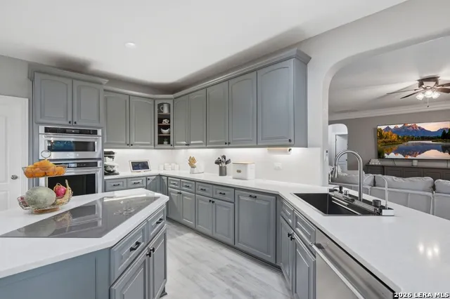 1709 HAVENWOOD BLVD New Braunfels, TX 78132