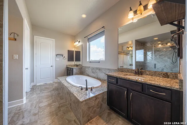 27815 CAZADOR TRL San Antonio, TX 78260