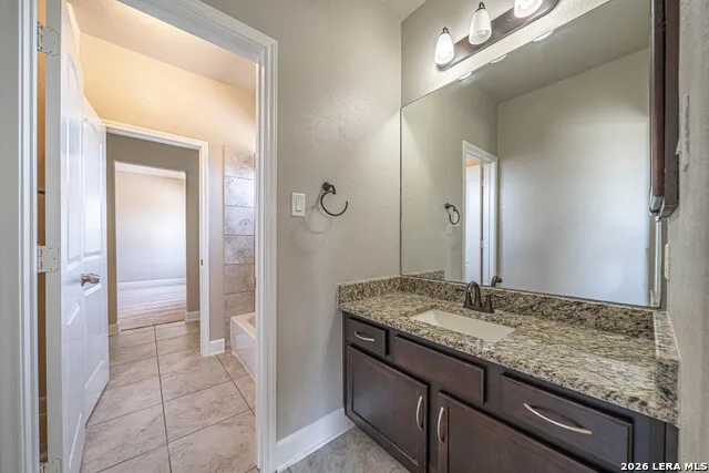 27815 CAZADOR TRL San Antonio, TX 78260