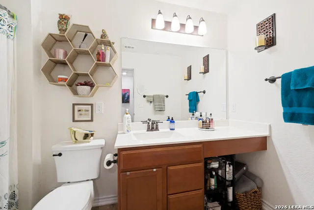 6310 HIBISCUS FLS San Antonio, TX 78218