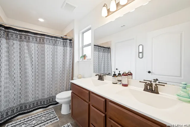 6310 HIBISCUS FLS San Antonio, TX 78218