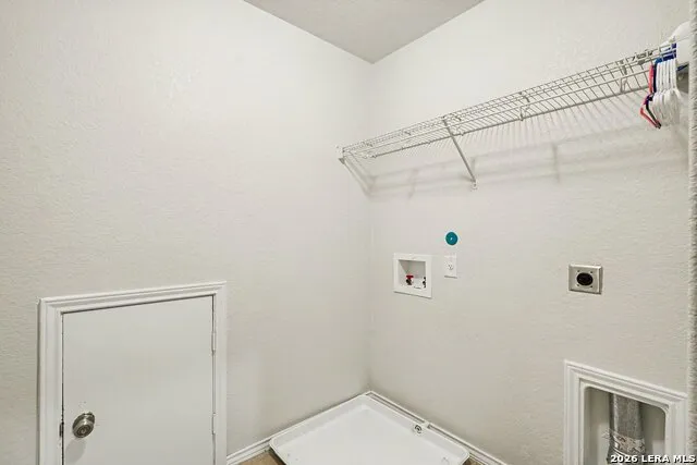 1610 Desert Candle San Antonio, TX 78245
