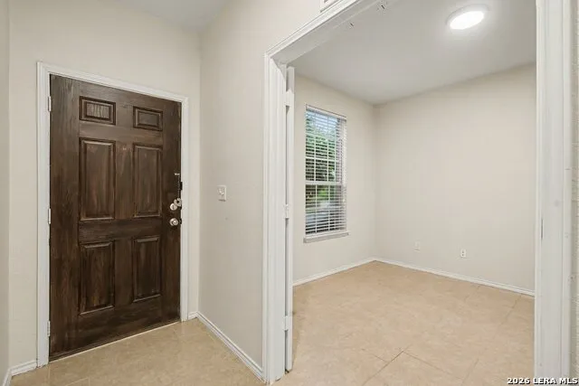 1610 Desert Candle San Antonio, TX 78245