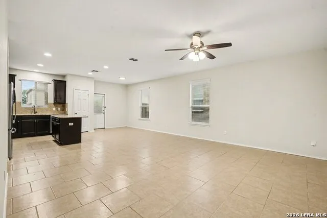 1610 Desert Candle San Antonio, TX 78245