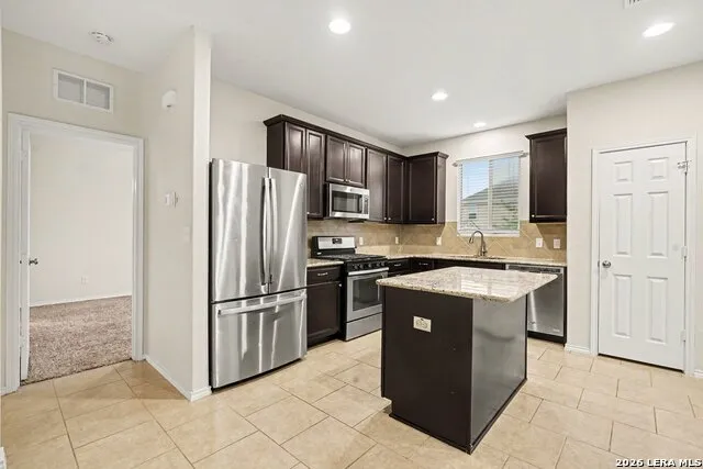 1610 Desert Candle San Antonio, TX 78245