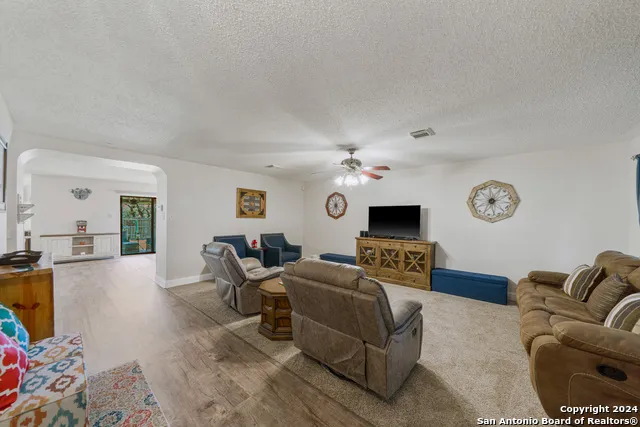 3402 ROSETTI DR San Antonio, TX 78247