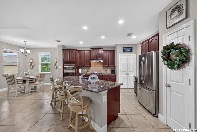 3319 VALLEY CRK San Antonio, TX 78261