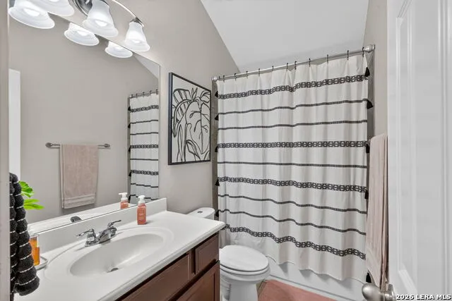 3319 VALLEY CRK San Antonio, TX 78261