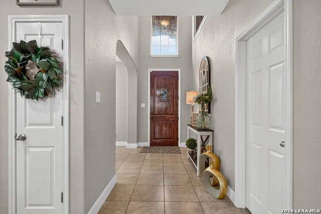 3319 VALLEY CRK San Antonio, TX 78261