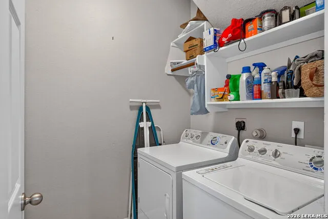 3319 VALLEY CRK San Antonio, TX 78261