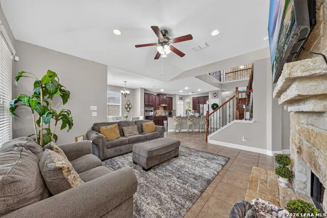 3319 VALLEY CRK San Antonio, TX 78261