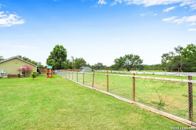 20051 SENIOR RD Von Ormy, TX 78073