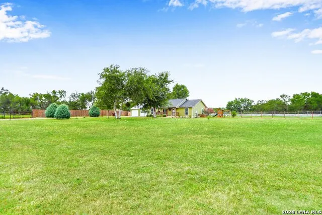 20051 SENIOR RD Von Ormy, TX 78073