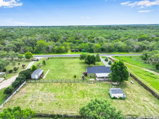 20051 SENIOR RD Von Ormy, TX 78073