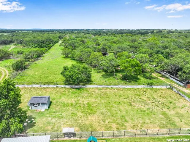 20051 SENIOR RD Von Ormy, TX 78073