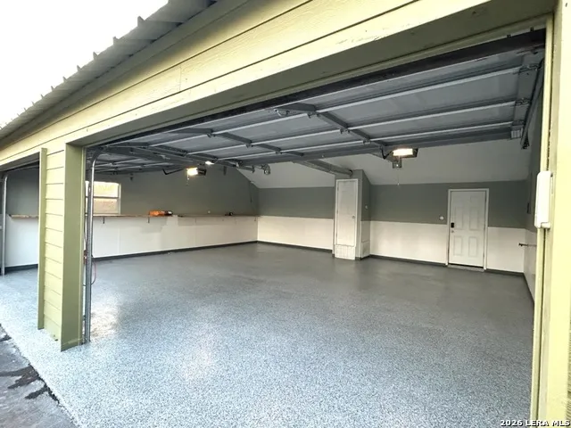 20051 SENIOR RD Von Ormy, TX 78073