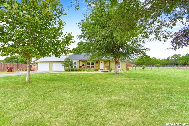20051 SENIOR RD Von Ormy, TX 78073