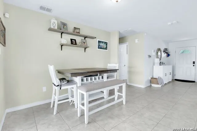 20051 SENIOR RD Von Ormy, TX 78073