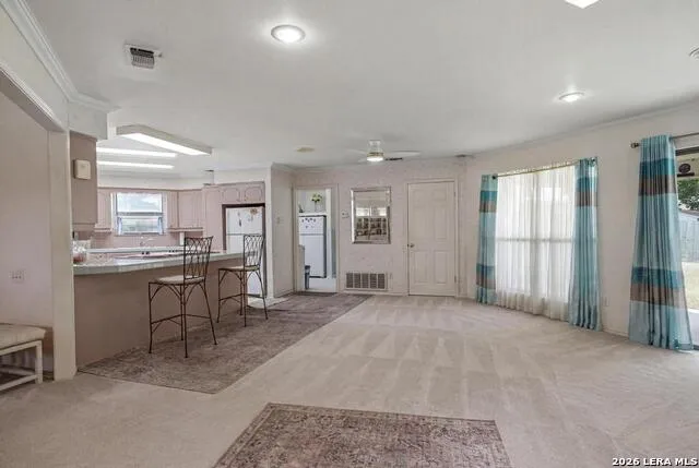 1633 WILLOW CREEK RD Seguin, TX 78155