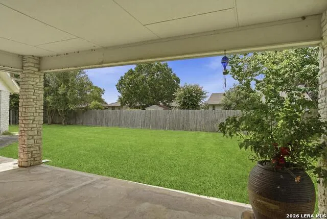 1633 WILLOW CREEK RD Seguin, TX 78155