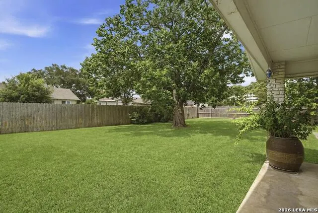 1633 WILLOW CREEK RD Seguin, TX 78155
