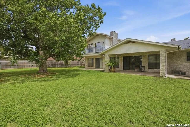 1633 WILLOW CREEK RD Seguin, TX 78155