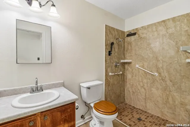 2307 Sunset Bay San Antonio, TX 78245
