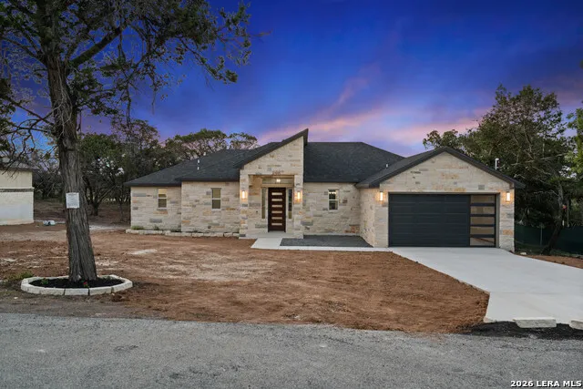 355 EAGLE ROCK RD Spring Branch, TX 78070