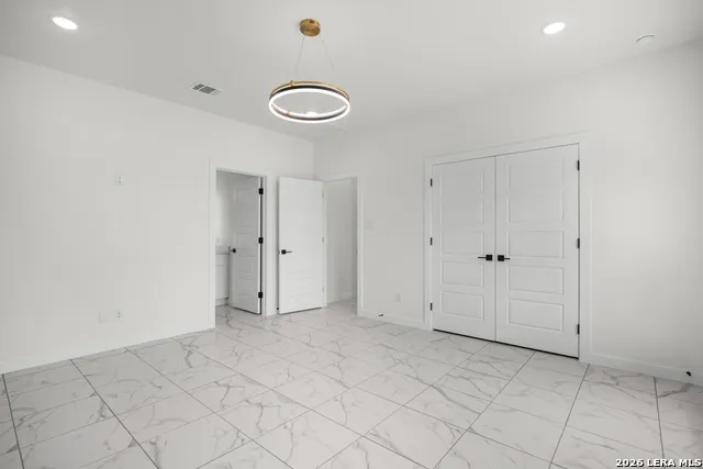 15242 Oak St Lytle, TX 78052