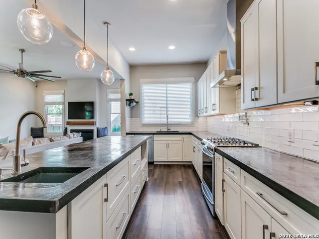 1103 Pine St San Antonio, TX 78202