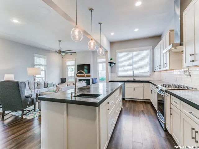 1103 Pine St San Antonio, TX 78202
