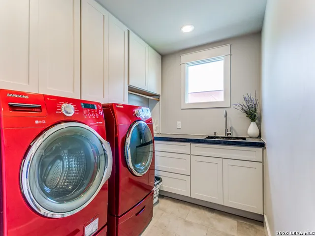 1103 Pine St San Antonio, TX 78202