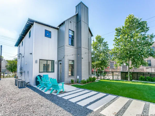 1103 Pine St San Antonio, TX 78202