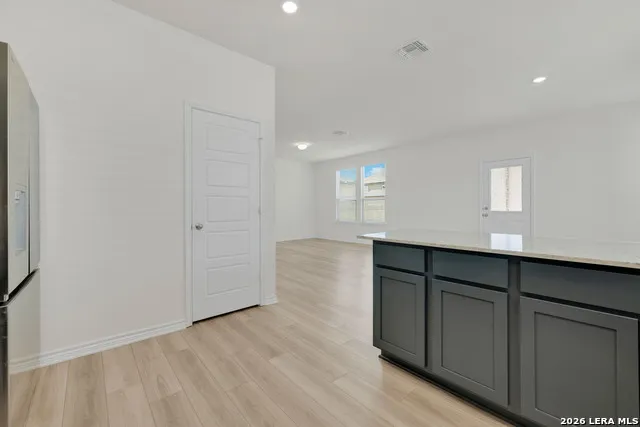 10446 Canard Crest Converse, TX 78109