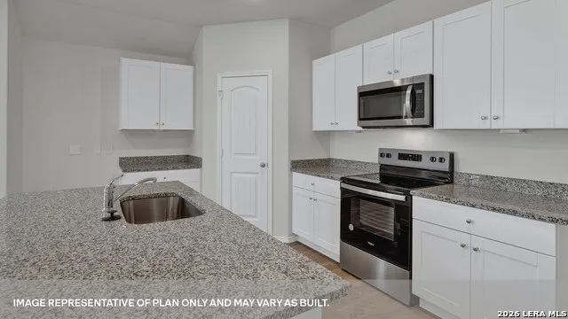 473 Cottonmouth Lane Seguin, TX 78155