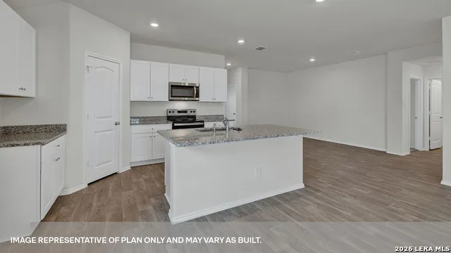 473 Cottonmouth Lane Seguin, TX 78155