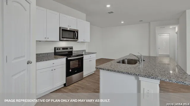 473 Cottonmouth Lane Seguin, TX 78155