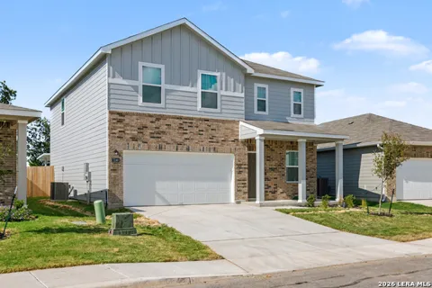7246 King Bend