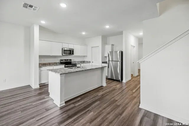 7246 King Bend San Antonio, TX 78252