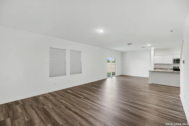 7246 King Bend San Antonio, TX 78252