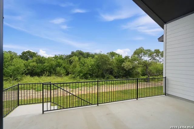 113 Raven Road Castroville, TX 78009